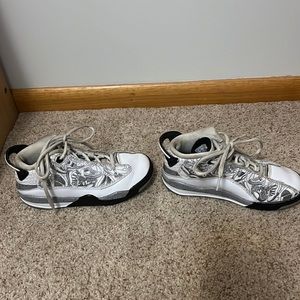 Boy’s Jordan Shoes. Size 13C.